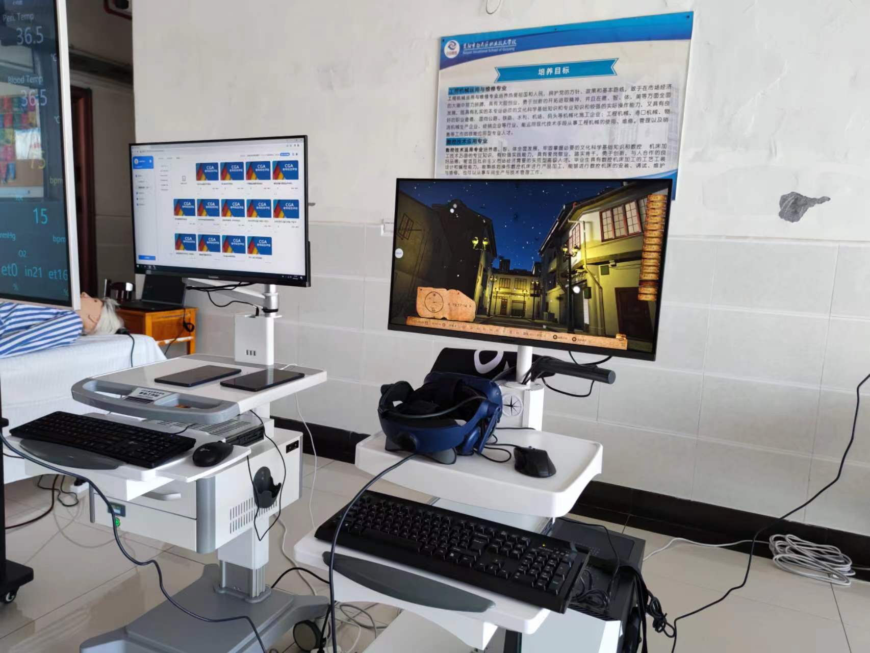 PG电子科技：智慧养老平台建设新思维：解码2024创新方案与实施路径(图1)