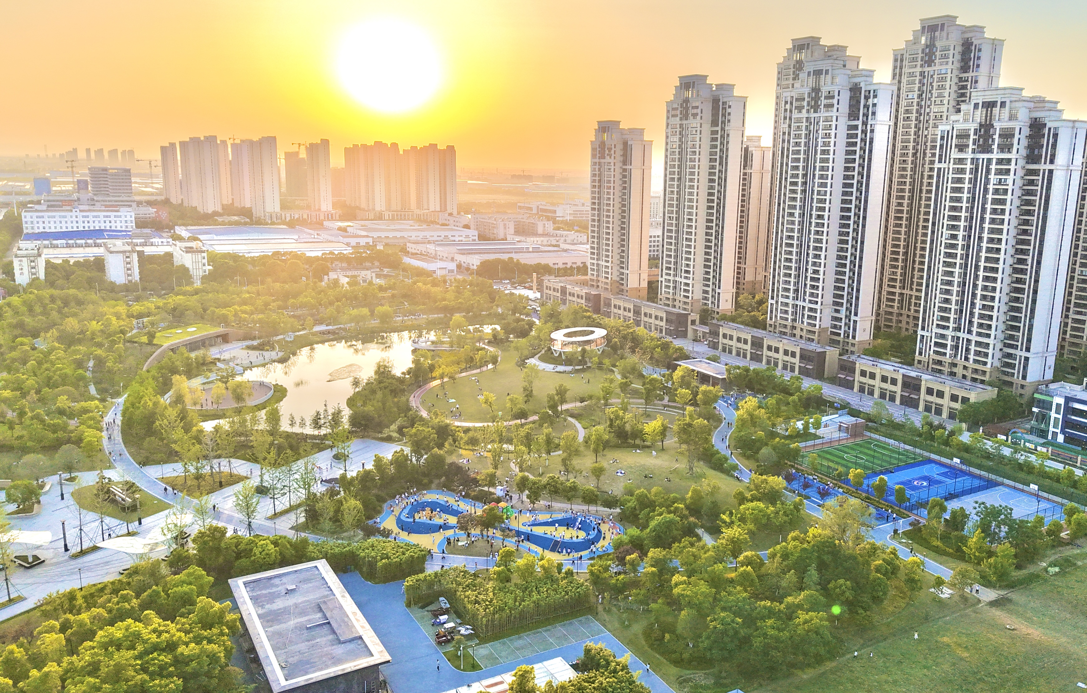 PG电子科技：襄阳当选全国文明城市！千年古城绽放文明之光(图12)