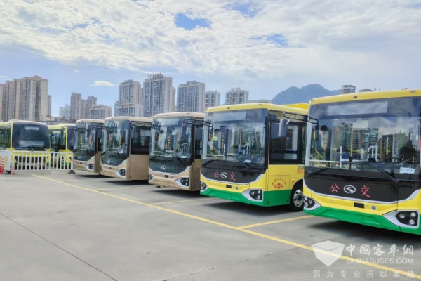 PG电子平台:新能源公交闪耀莆田——金龙赋能民生出行(图1)