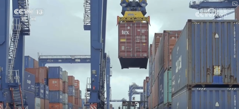 顶压前行、逆势增长为什么行？打开“集装箱”解锁“抢手货”看外贸新亮点(图29)