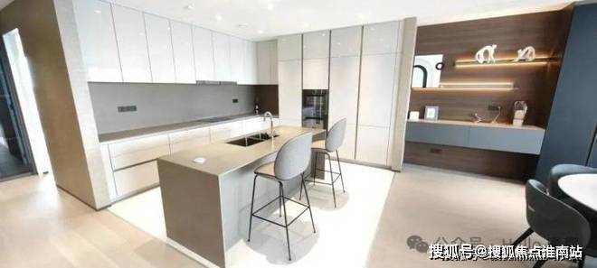 中鹰黑森林售楼处_中鹰黑森林(营销中心)网站_售楼处地址_电话_价格曝光_最新房源情况_户型_中心电线小时咨询热线(图4)