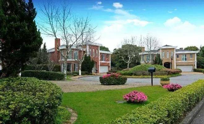 PG电子科技：绿宝园翡梵售楼处_绿宝园(营销中心)网站_售楼处地址_翡梵电话_价格曝光_最新房源情况_户型_中心电线小时咨询热线(图4)