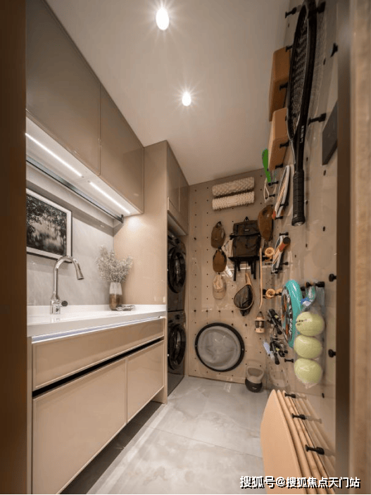 保利外滩曜售楼处电话保利外滩曜售楼中心电线楼盘百科楼盘网站中心电话百科24小时热线(图8)